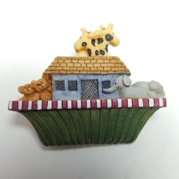 Vintage Noah's Arc Brooch, Cute Painted Wood, Elephants, Bears, Giraffes, Pin - Picture 1 of 5